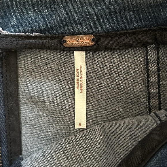 Free People dark denim Jean Mini skirt zippered fitted sz 8 New - Picture 3 of 7